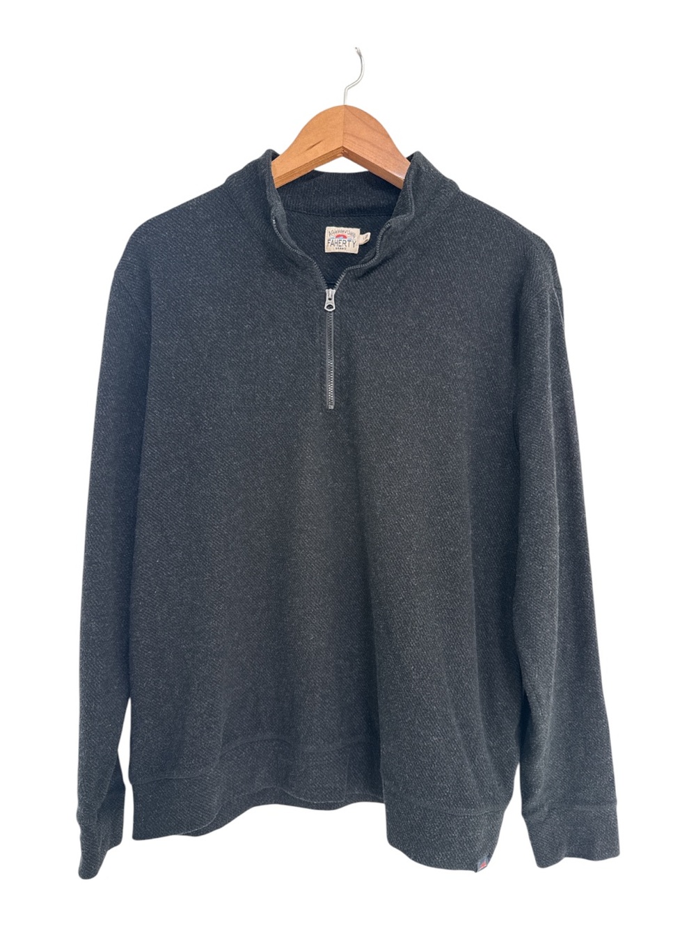 Faherty Quarter-Zip Men's Sweater - Classic Comfort